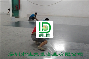 南宁市民中心50000平方平涂地下车库施工